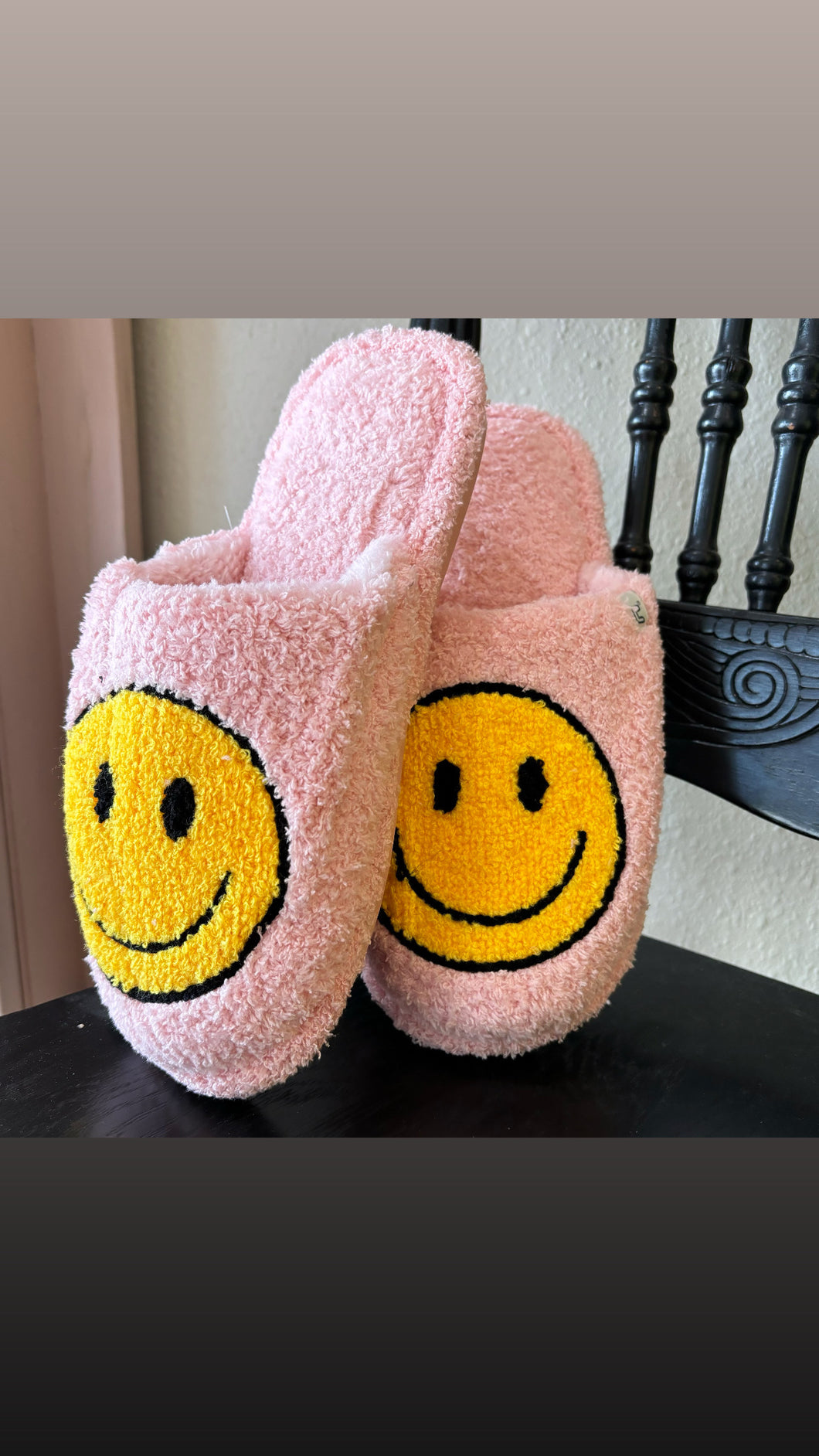 Happy Face Pink Fuzzy Slipper