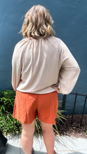 Load image into Gallery viewer, Frayed Hem Drawstring Waist Linen Shorts
